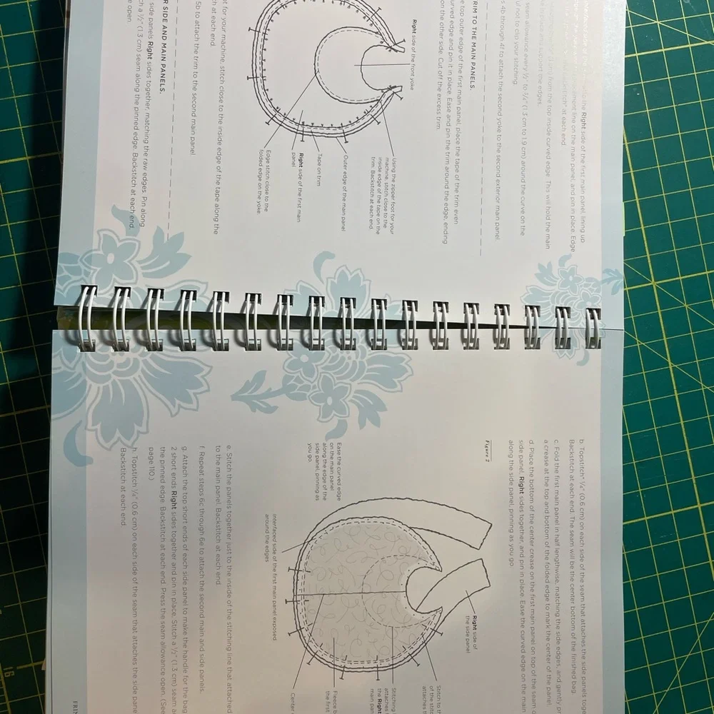 Amy Butler’s pattern book - Picture 4 of 6